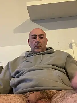 Richmcgee online show from March 20, 6:09 pm