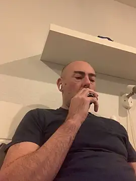 Richmcgee online show from April 17, 7:49 pm