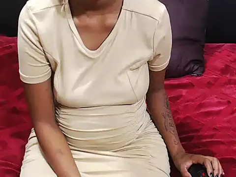 Snapshot of AppleAss02 chatting on November 25, 5:24 pm AppleAss02 online show from November 25, 5:24 pm