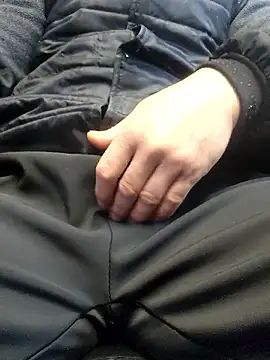 anggllaaa online show from December 15, 2:28 am