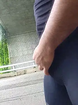 anggllaaa online show from October 8, 4:14 am