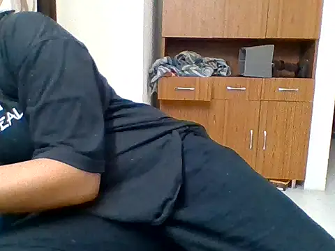 Snapshot of Vaani_Singha chatting on October 12, 7:37 pm Vaani Singha online show from October 12, 7:37 pm