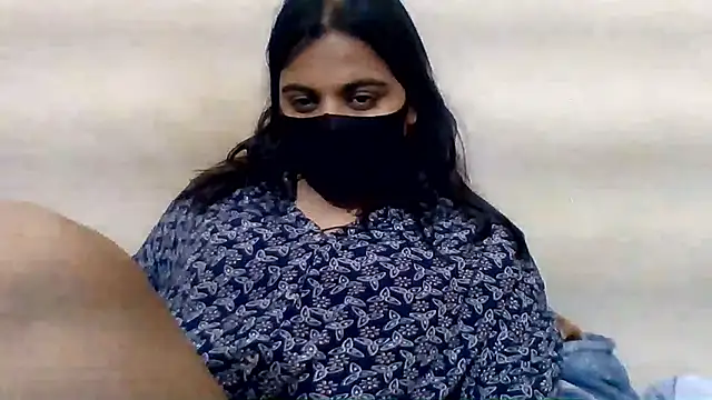 Snapshot of Vaani_Singha chatting on June 16, 4:18 pm Vaani Singha online show from June 16, 4:18 pm
