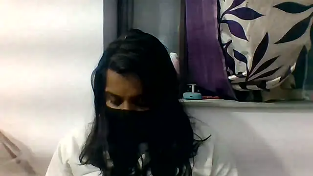 Snapshot of Vaani_Singha chatting on July 12, 2:18 pm Vaani Singha online show from July 12, 2:18 pm