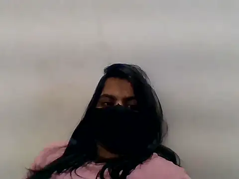 Vaani Singha online show from April 8, 7:04 pm