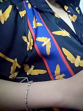 Snapshot of _Thaotam_ chatting on October 7, 12:28 pm  Thaotam  online show from October 7, 12:28 pm
