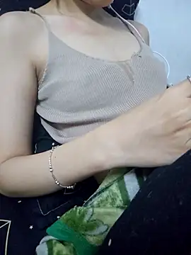 Snapshot of _Thaotam_ chatting on September 9, 12:36 pm  Thaotam  online show from September 9, 12:36 pm