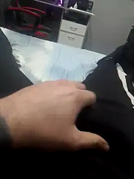 durellosbrodolone online show from February 21, 6:10 pm