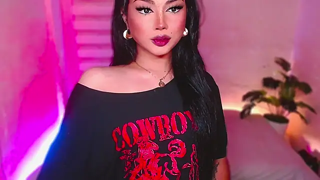MissRumi Hunter online show from June 2, 8:20 pm