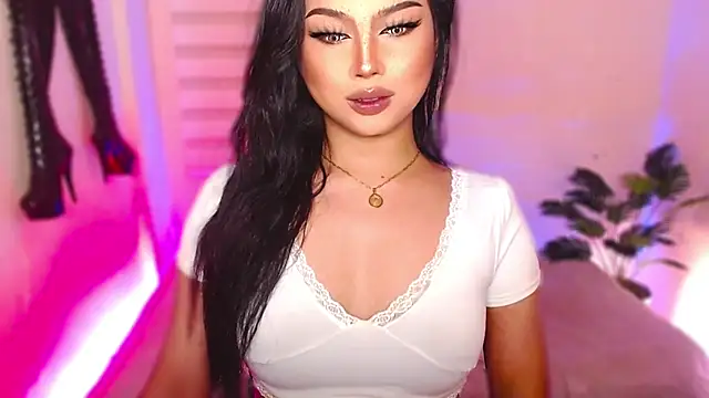 MissRumi Hunter online show from March 1, 6:30 pm