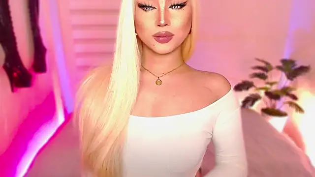 MissRumi Hunter online show from April 1, 6:16 pm