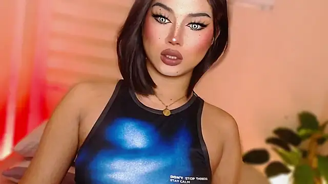 MissRumi Hunter online show from November 10, 7:30 pm