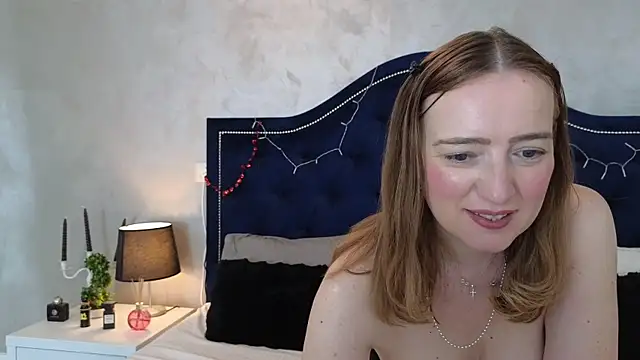 Blue Angel Sweet online show from May 30, 4:08 am