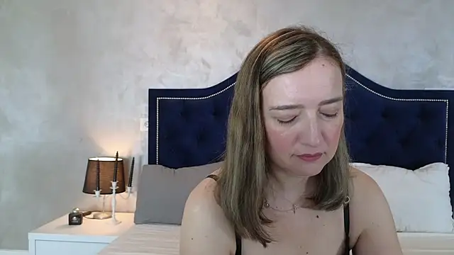 Blue Angel Sweet online show from October 25, 3:49 am