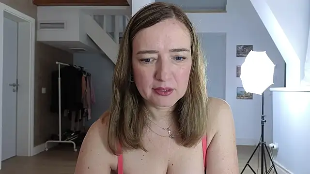 Blue Angel Sweet online show from December 17, 4:17 am