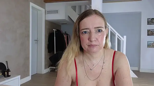 Snapshot of Blue_Angel_Sweet chatting on October 8, 4:14 am Blue Angel Sweet online show from October 8, 4:14 am