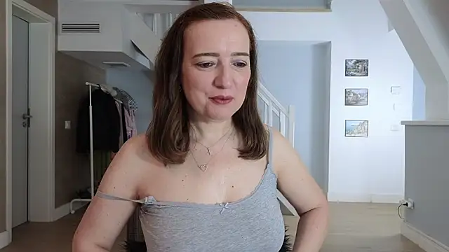 Blue Angel Sweet online show from March 28, 4:46 am