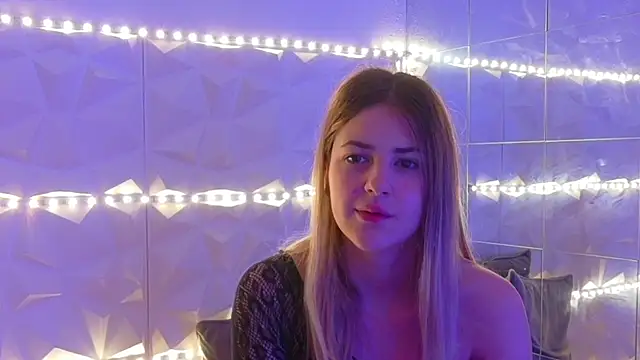 Snapshot of Aishha_ chatting on November 21, 6:34 am Aishha online show from November 21, 6:34 am