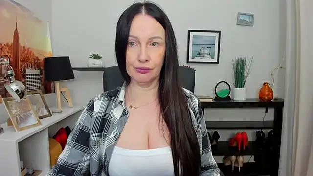 Snapshot of Velvet_Jasmine chatting on October 10, 5:41 am Velvet Jasmine online show from October 10, 5:41 am