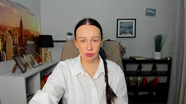 Velvet Jasmine online show from December 19, 6:27 am