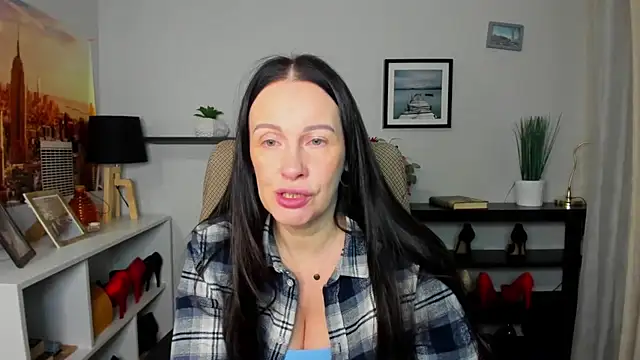 Velvet Jasmine online show from December 18, 6:29 am