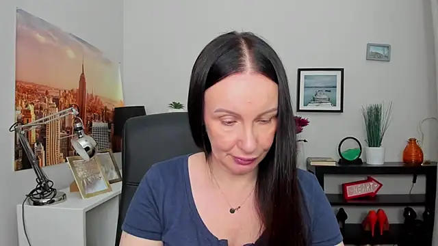 Snapshot of Velvet_Jasmine chatting on October 6, 5:30 am Velvet Jasmine online show from October 6, 5:30 am