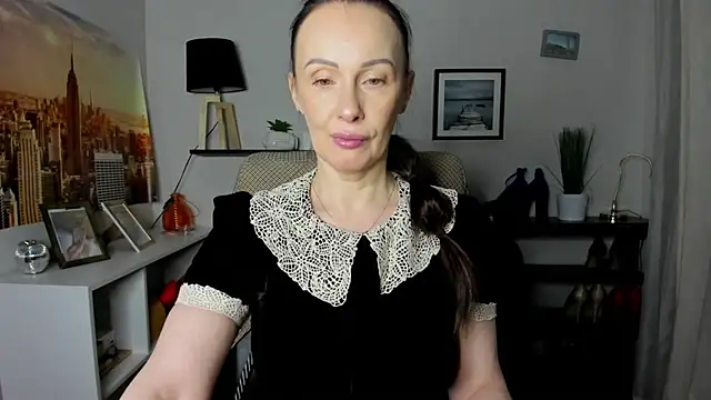 Velvet Jasmine online show from February 12, 6:24 am