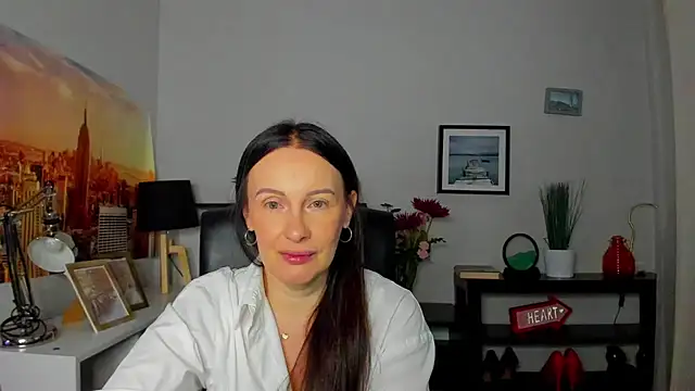 Snapshot of Velvet_Jasmine chatting on October 1, 5:23 am Velvet Jasmine online show from October 1, 5:23 am