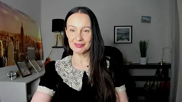 Velvet Jasmine online show from February 5, 6:31 am