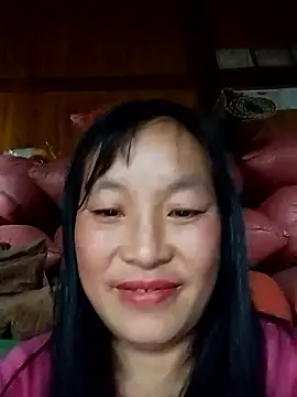 miss-su online show from December 15, 8:42 am