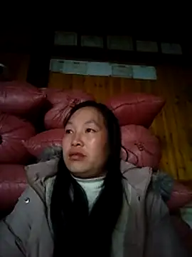 Snapshot of miss-su chatting on February 1, 7:17 am miss-su online show from February 1, 7:17 am