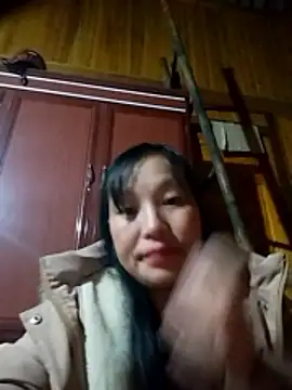 miss-su online show from November 29, 1:11 pm