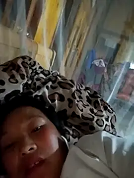 Snapshot of miss-su chatting on April 23, 12:29 pm miss-su online show from April 23, 12:29 pm