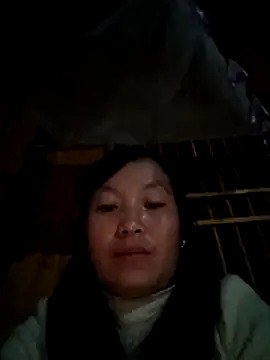 miss-su online show from December 20, 10:29 am