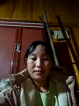 miss-su online show from October 24, 11:15 pm