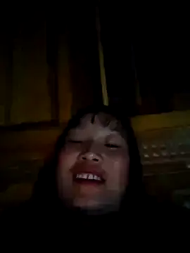 miss-su online show from December 4, 12:15 pm