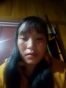 miss-su online show from October 31, 11:00 pm