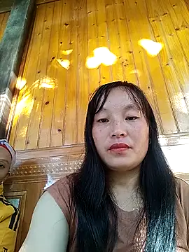 miss-su online show from November 14, 8:29 am