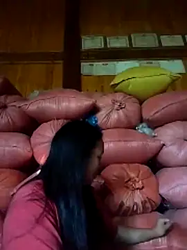Snapshot of miss-su chatting on May 13, 8:54 am miss-su online show from May 13, 8:54 am