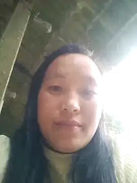 miss-su online show from March 17, 8:17 am