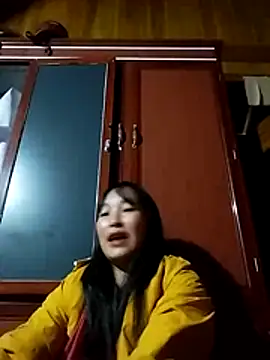 miss-su online show from November 13, 1:42 am