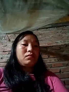 miss-su online show from March 23, 9:36 pm