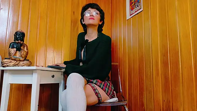 Zafiro Gem  online show from October 21, 9:14 pm