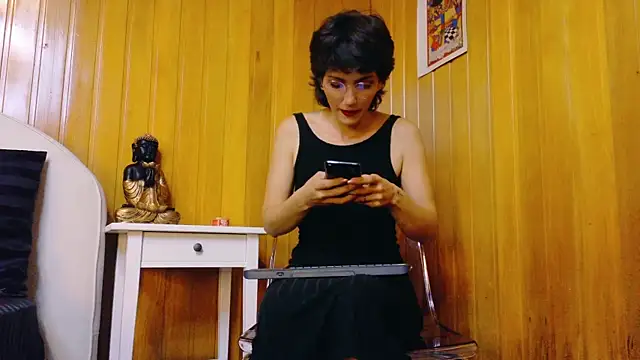 Zafiro Gem  online show from October 28, 7:13 pm