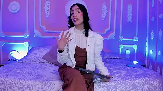 aitana johns online show from November 25, 12:05 pm