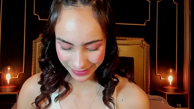 aitana johns online show from December 5, 12:26 pm