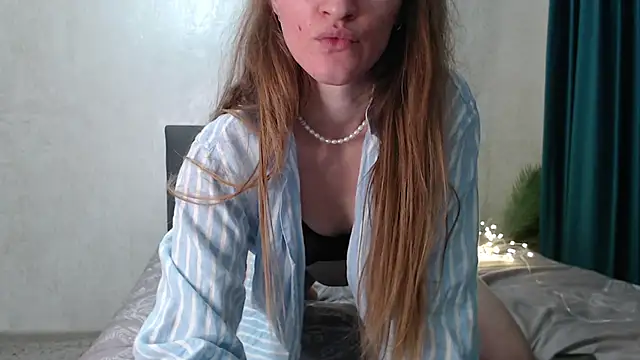 Snapshot of Liltightbabe chatting on October 18, 2:30 pm Liltightbabe online show from October 18, 2:30 pm