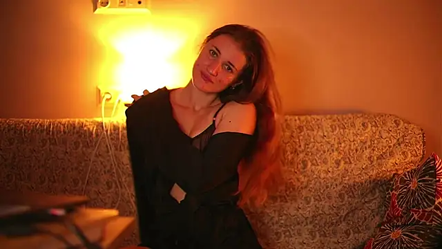 Snapshot of Liltightbabe chatting on June 4, 4:44 pm Liltightbabe online show from June 4, 4:44 pm