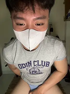 anhduc2k555 online show from March 12, 2:10 pm