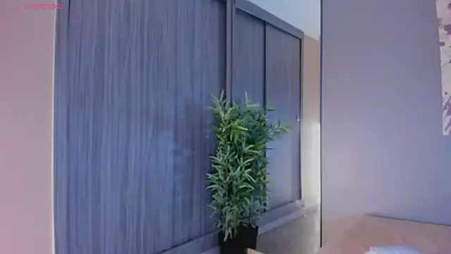 HelenaCole- online show from February 7, 1:30 pm